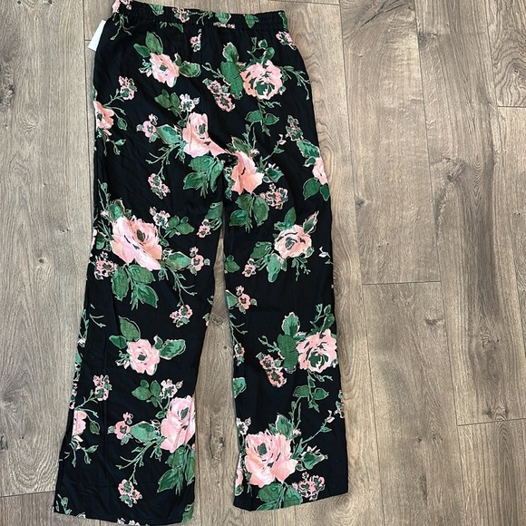 Ellen Tracy painted rose pants - Picture 7 of 8